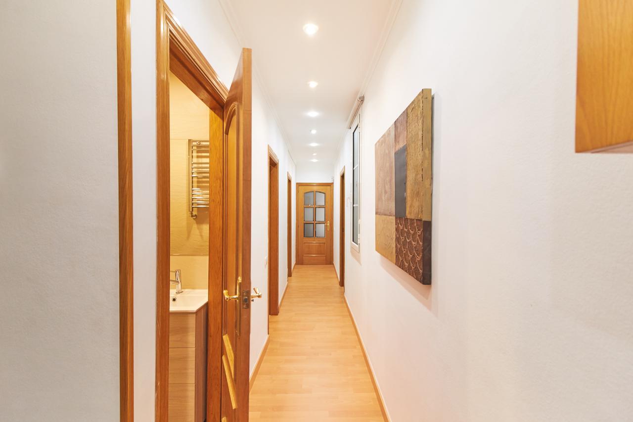 Apartmán Alcam Calabria Barcelona Exteriér fotografie